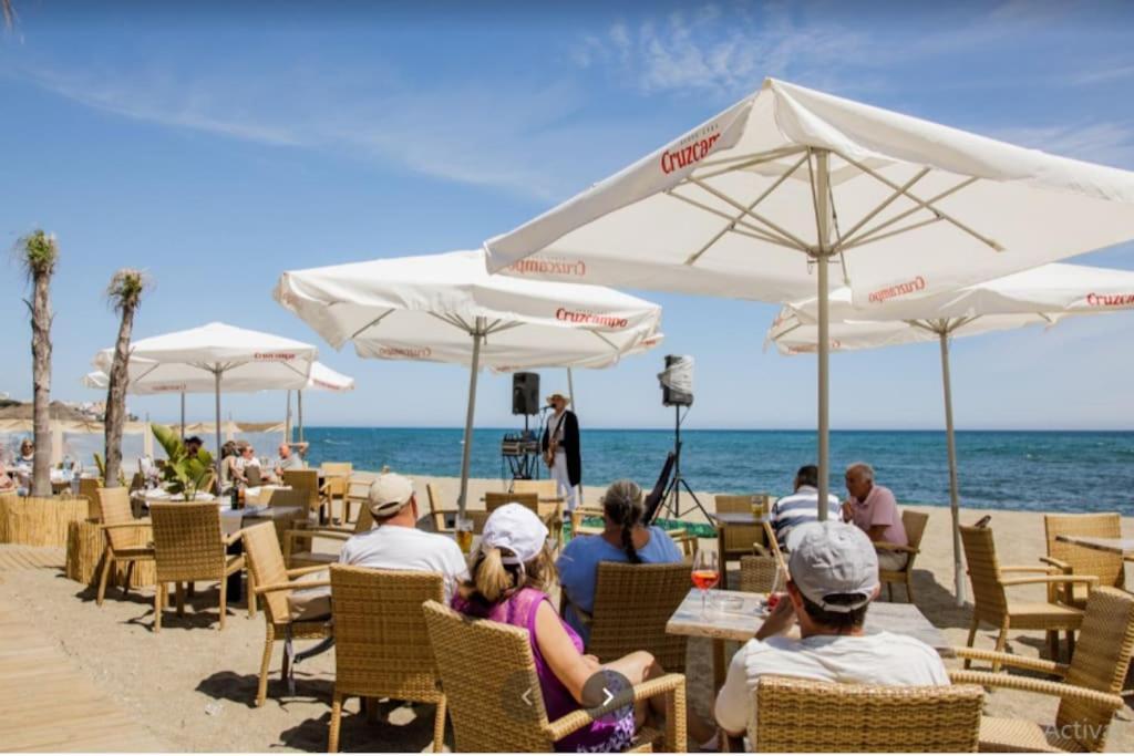 Апартаменты Algaida Beachfront - Seaview Studio Costa Del Sol Ситио-де-Калаонда Экстерьер фото