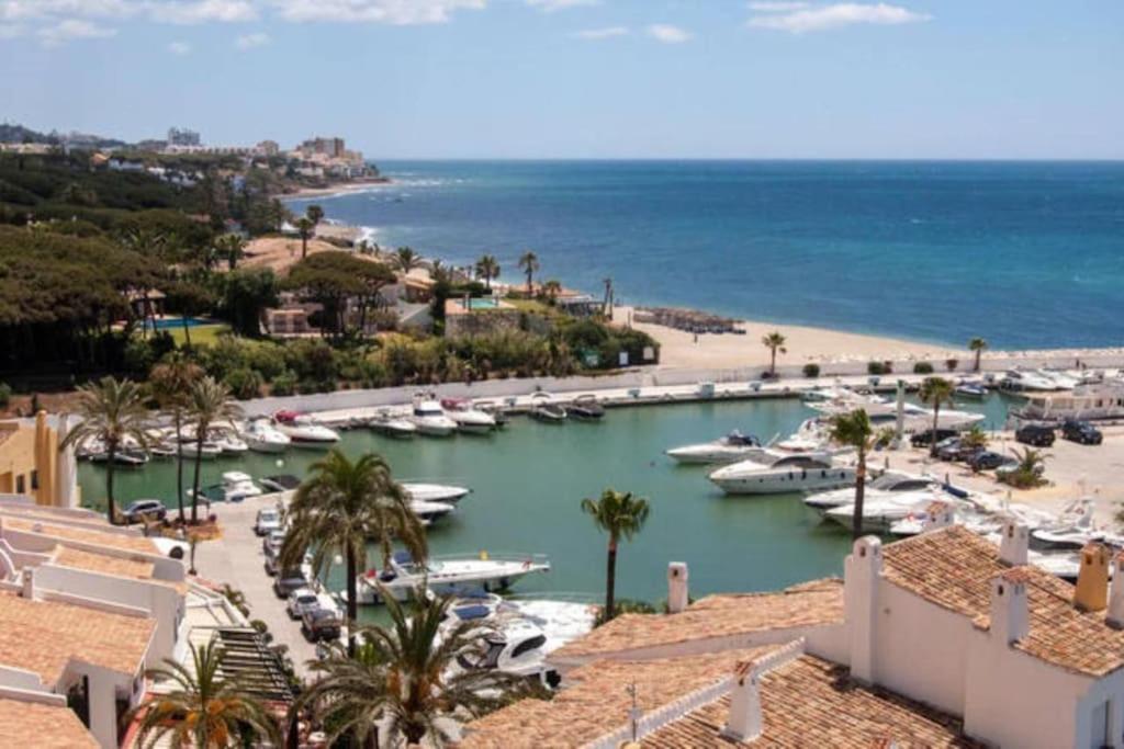 Апартаменты Algaida Beachfront - Seaview Studio Costa Del Sol Ситио-де-Калаонда Экстерьер фото